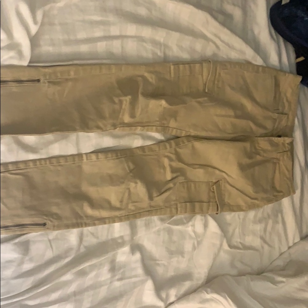 Cute khakis!